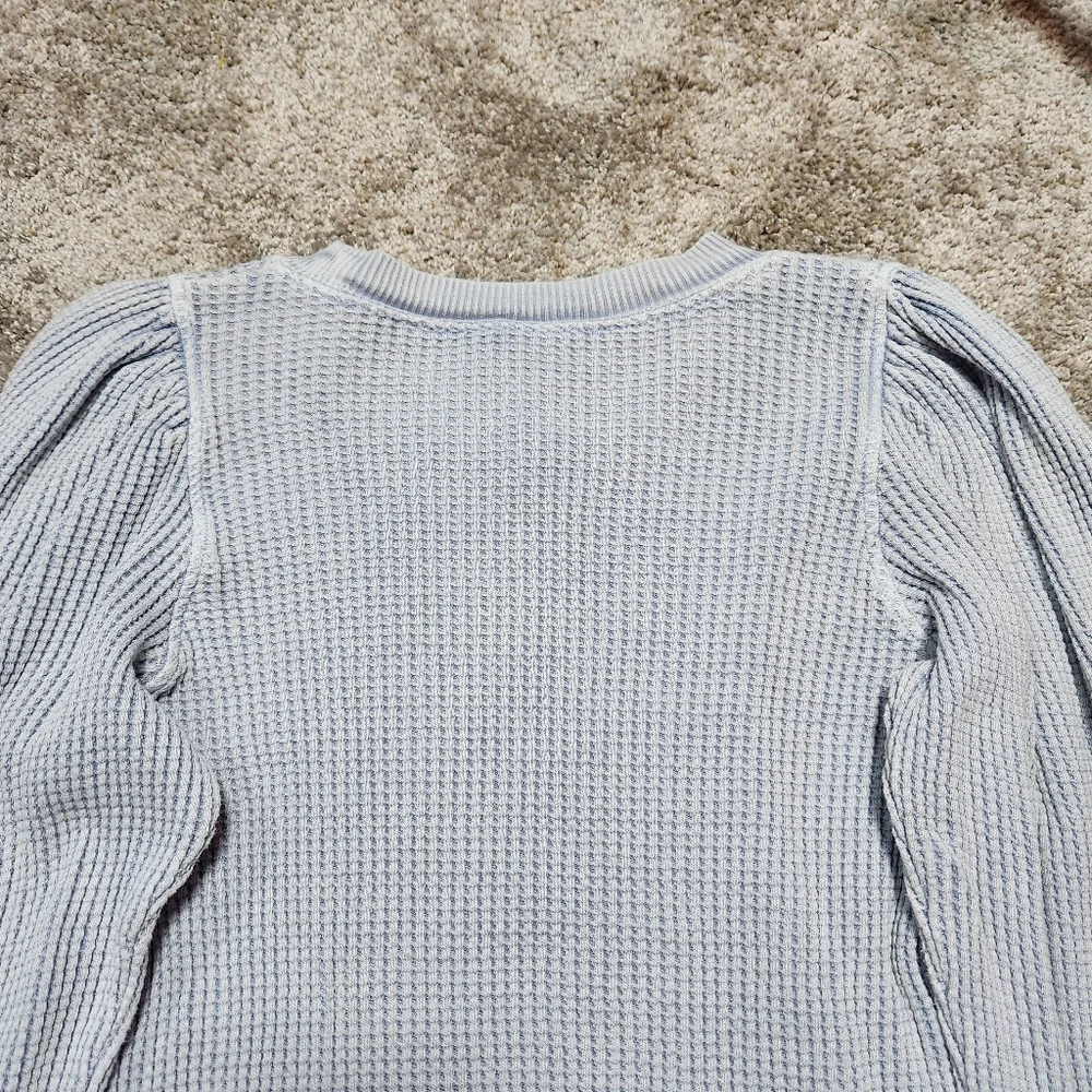 Free People One Wesley Thermal Top Size Medium Blue Moon Crop Cuffed Waffle Knit